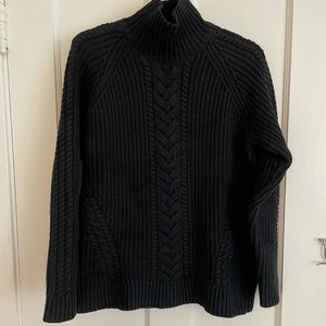 Lululemon sweater